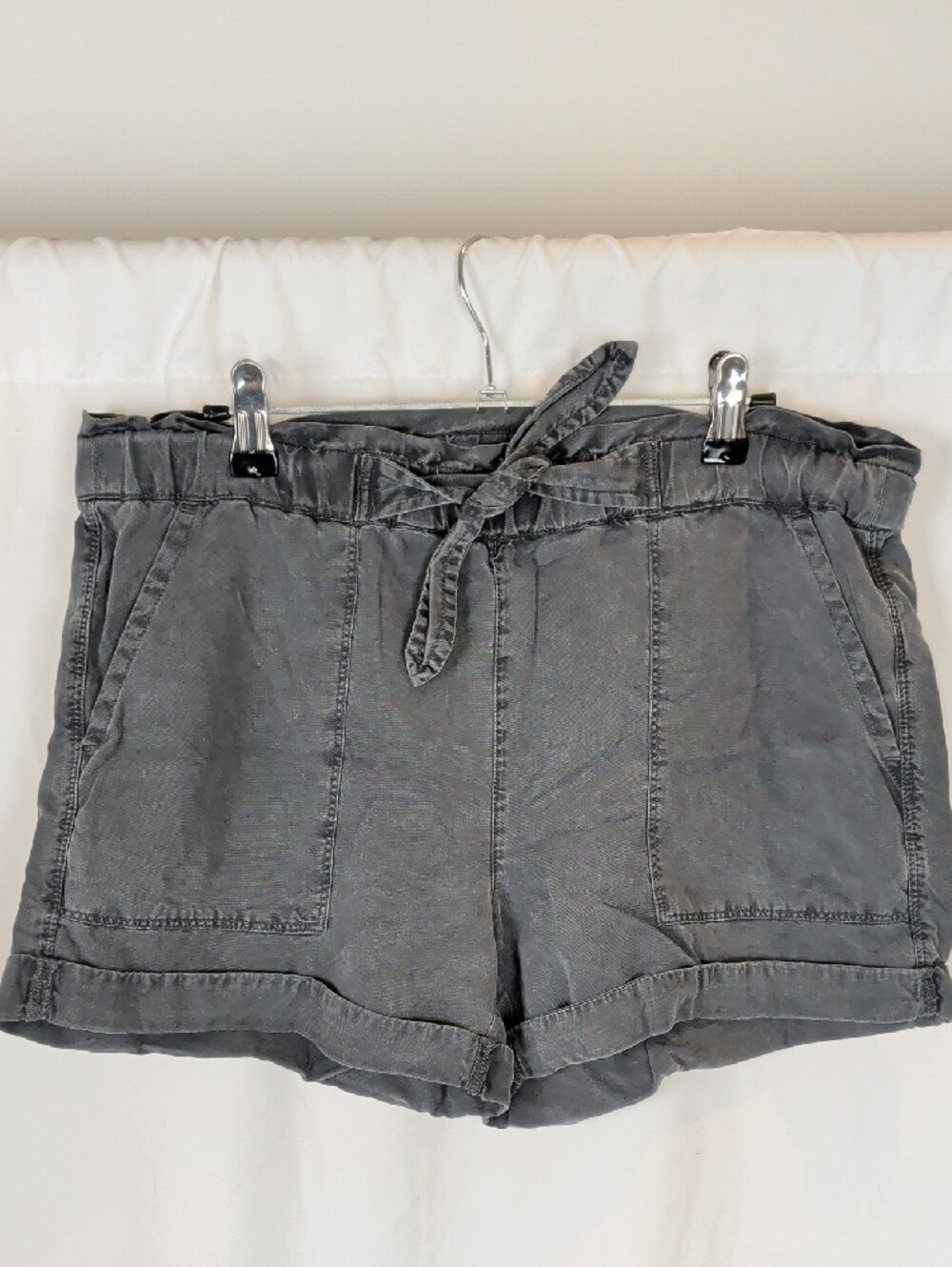 Aerie Charcoal Grey Lyocell Paperbag Waist Utility Shorts Belted XS